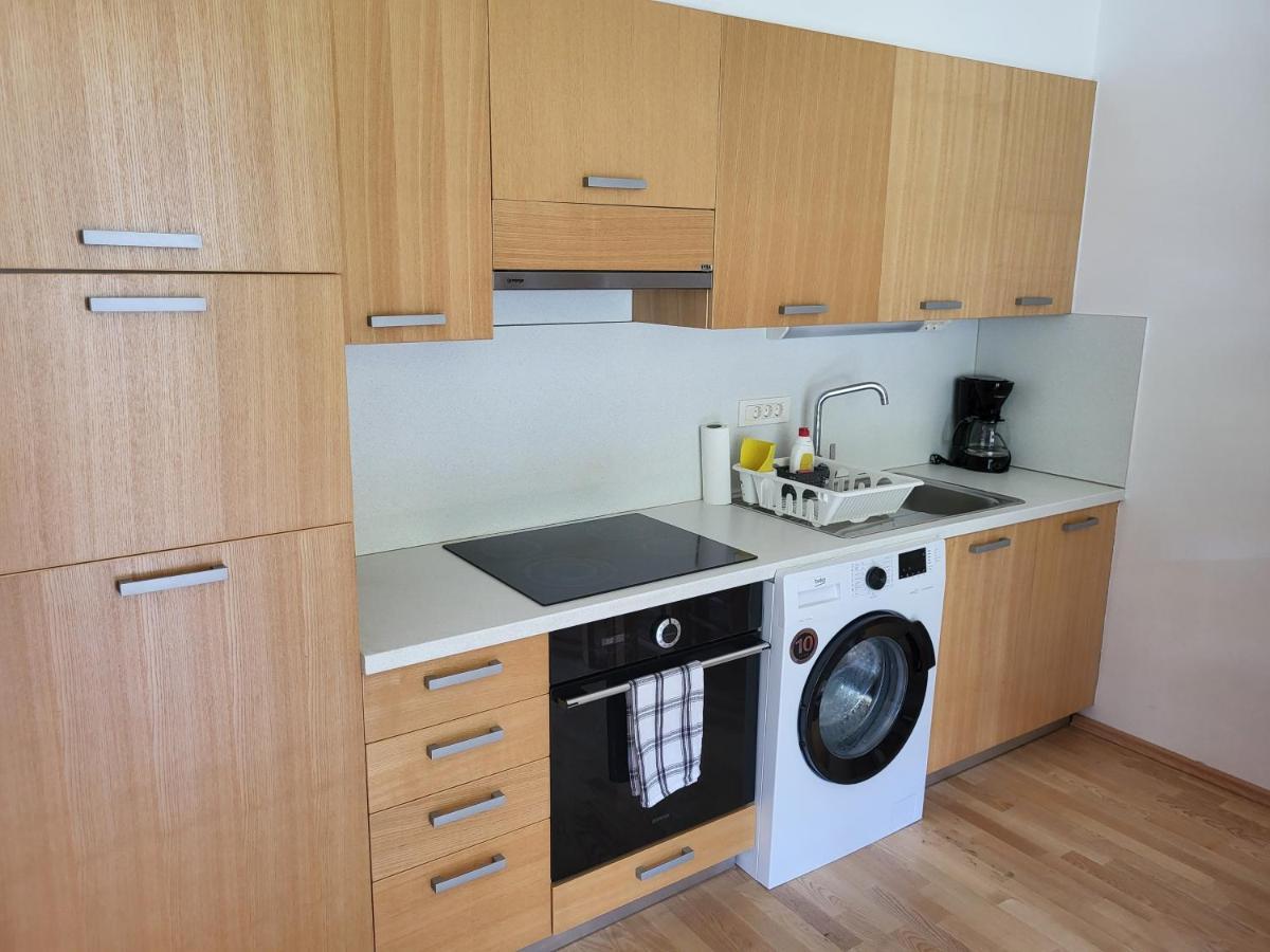Apartma Runi Pod Zlato Lisico Pekre Luaran gambar